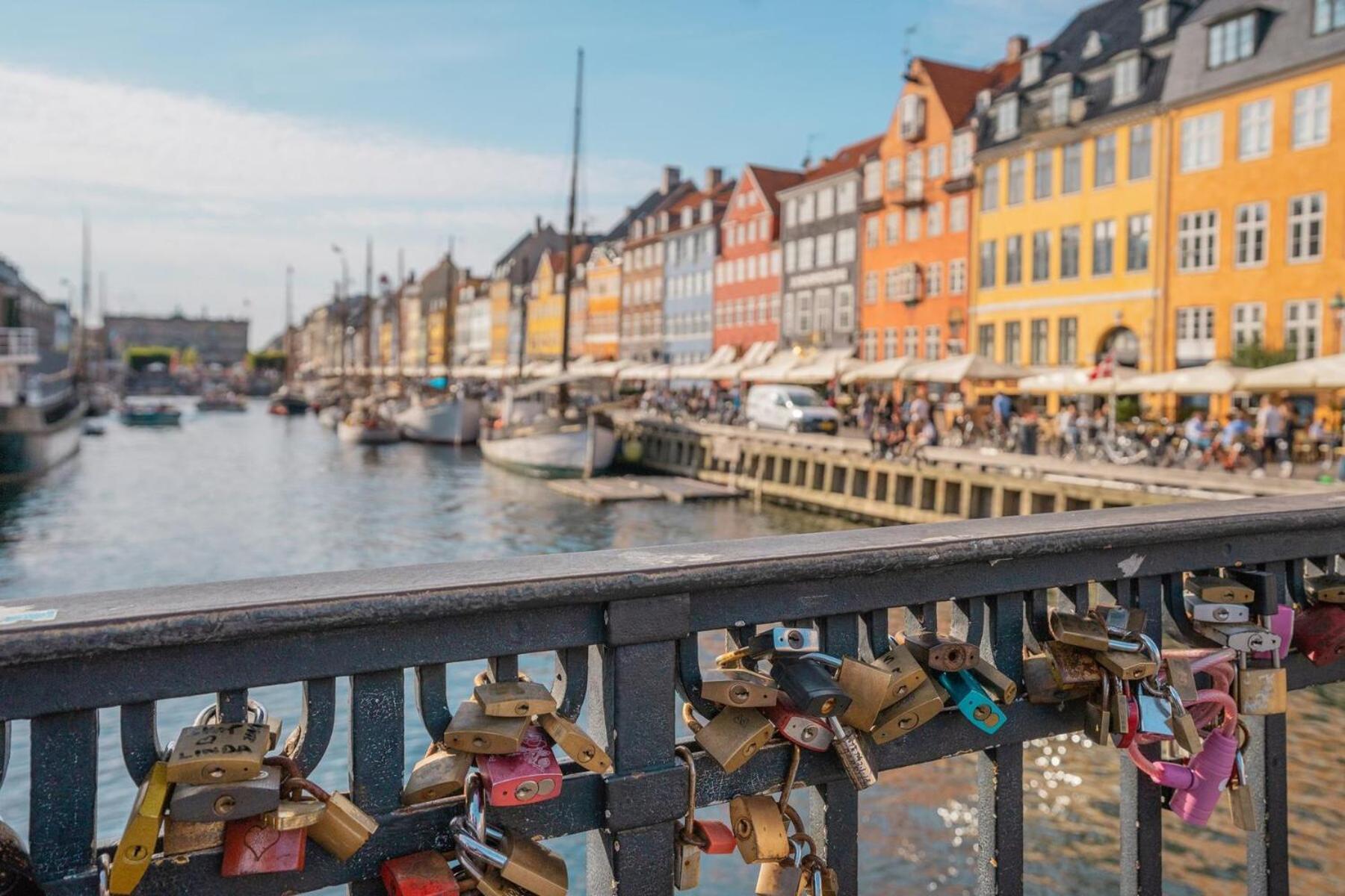 Central Copenhagen Apt With Balcony, Free Parking W Elevator Zewnętrze zdjęcie